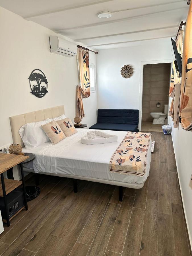 Vilador Beach Hotel Masnou Exterior photo