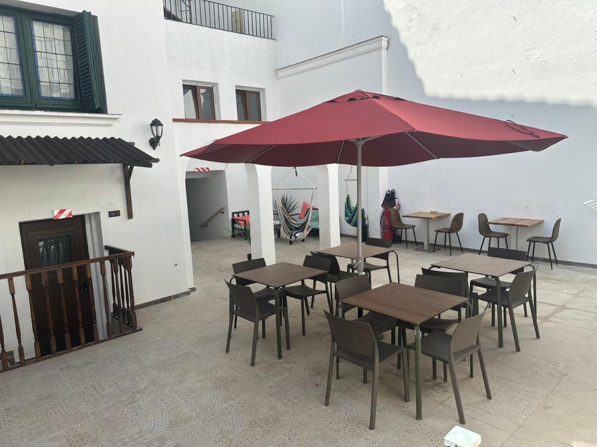 Vilador Beach Hotel Masnou Exterior photo